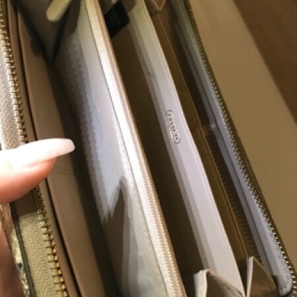 Coach snakeskin Wallet - Picture 2 of 2